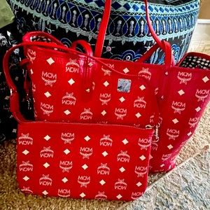 MCM TOTE AND WRISTLET